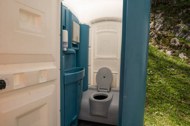 Best Luxury portable toilet rental  in Garrettsville, OH